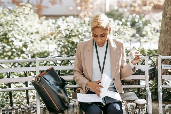 Svelate le strategie più innovative per addestrare il tuo gatto Russian Blue in casa!